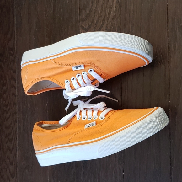 Van's shoes - Picture 9 of 11